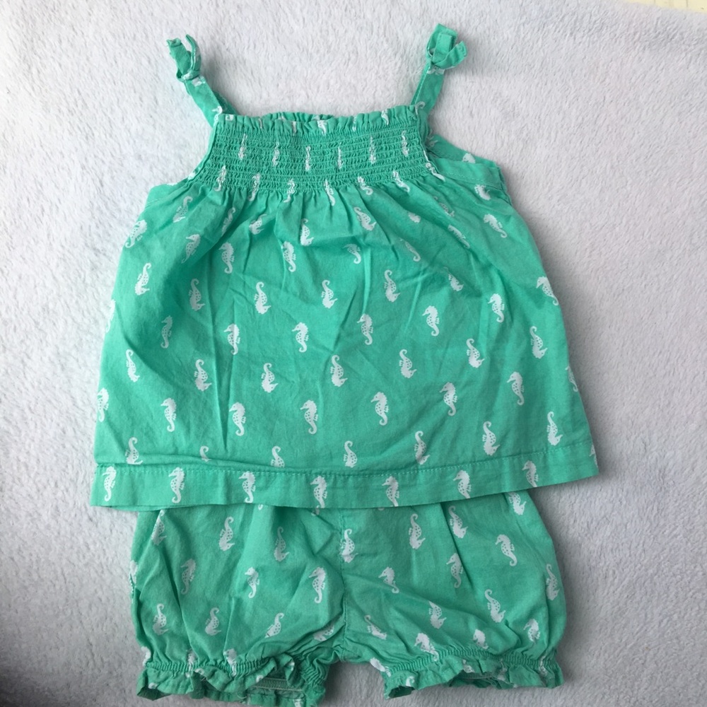 Carter’s girl tank and shorts set, mint, 9 Months